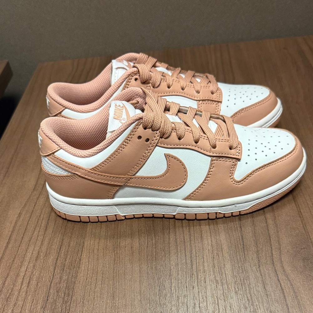 Nike Women's Peach and White Sneakers - Picture 2 of 5